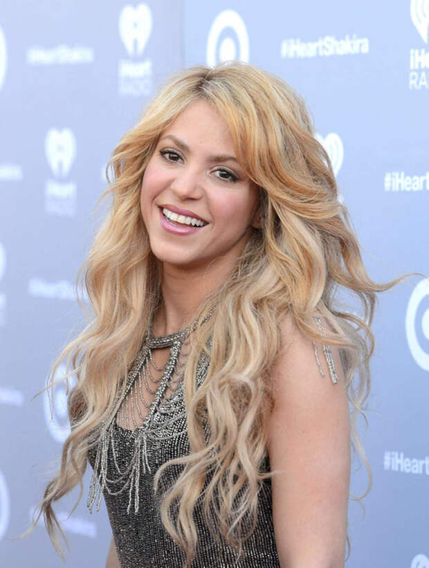 shakira-24 (528x700, 323Kb)