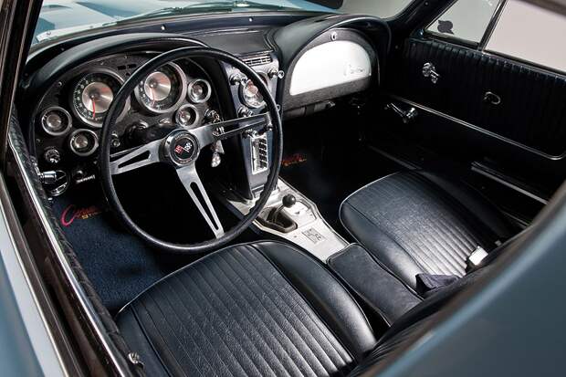 Corvette Stingray 