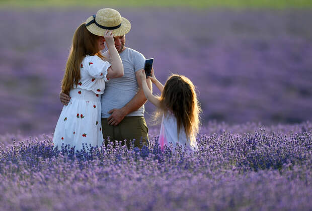 Поздравления с Днем семьи, любви и верности в 2026 году: красивые слова в стихах и прозе