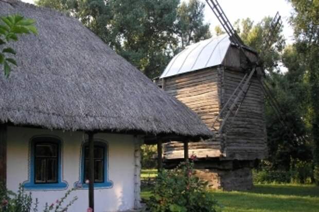 Традиционная сельская архитектура Слободской Украины 