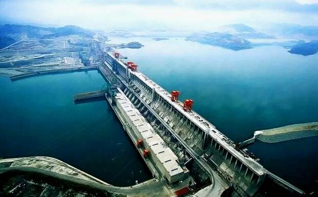 Самая грандиозная ГЭС в мире. /Фото: gge.ru