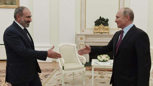 Пашинян заявил о хороших и теплых отношениях с Путиным 