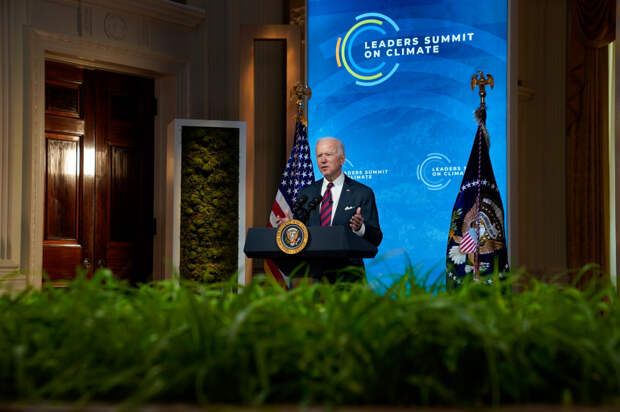 Президент США Джо Байден во время выступления на виртуальном саммите по вопросам борьбы с изменением климата