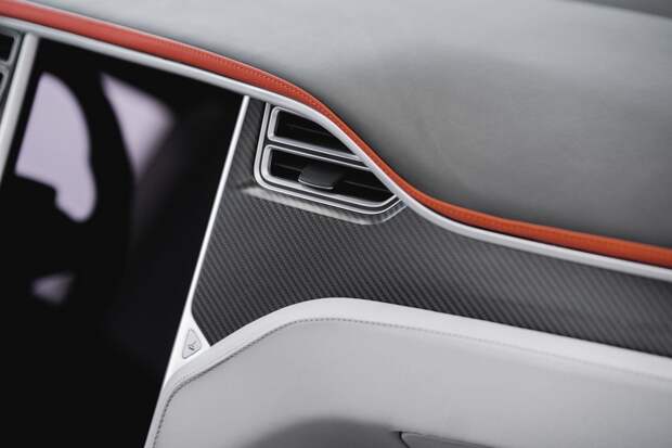 Двухдверный кабриолет Tesla Model S от Ares Design