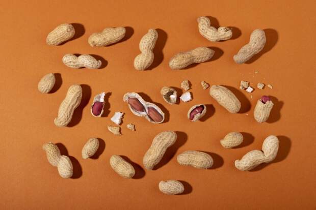 Ученые раскрыли способ есть арахис для максимальной пользы мозгу
