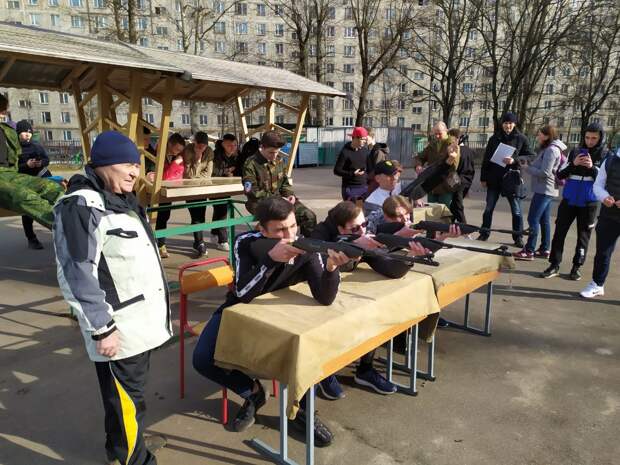Житель Марфина занял второе место по стрельбе из пневматической винтовки на окружной спартакиаде