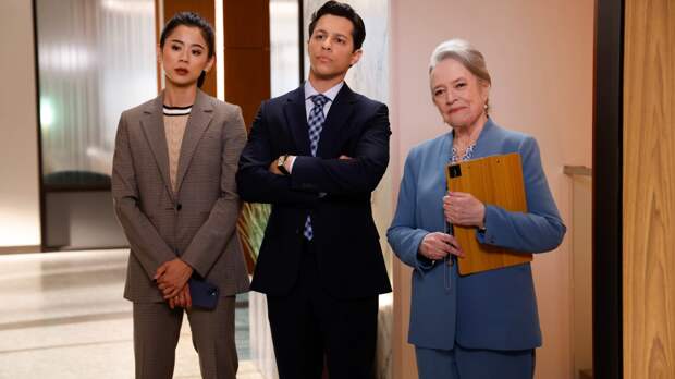 Matlock Season 1 Episode 4 Review: The Rabbit and The Hawk