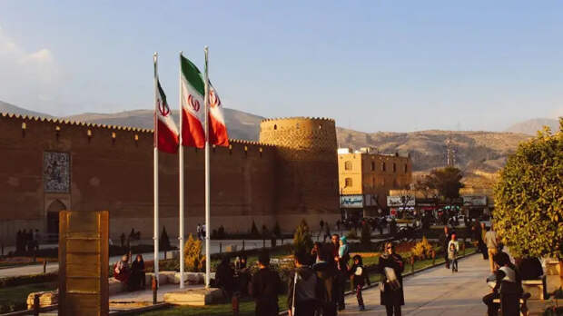 Религиозные фанатики Вашингтона: США пока удалось разбомбить только свою репутацию