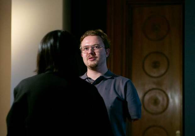 Ветеран Владислав Панов принял участие в открытии выставки «Около войны» в Москве