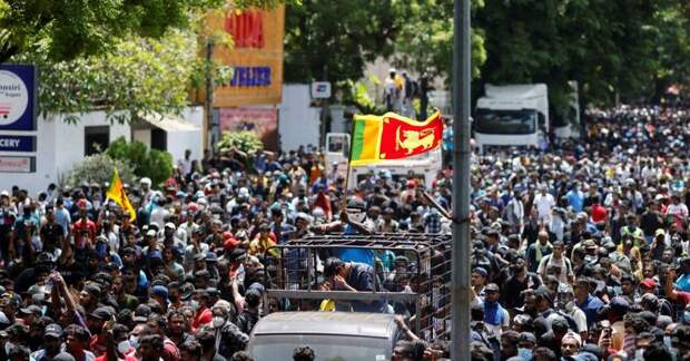 Шри-Ланка. Революция, государственный переворот или голодный бунт