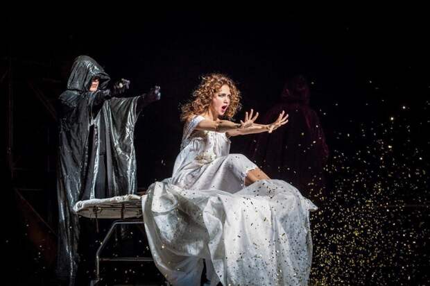 Купить билет в МХТ Чехова — спектакль Мастер и Маргарита