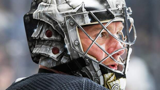 Вратарь Куик признан игроком дня в НХЛ после своего последнего матча в карьере