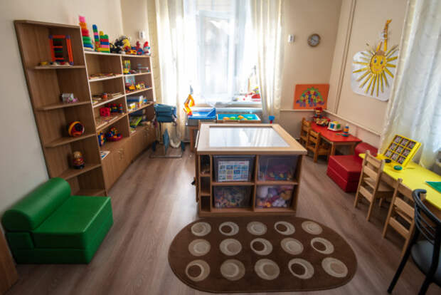 В Севастополе начались выплаты на детей от трех до семи лет
