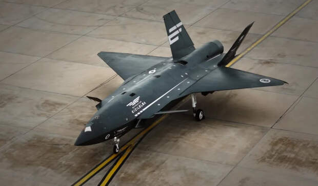 БПЛА Bayraktar KIZILELMA «пассивно» отследил пассажирский лайнер со 110 км