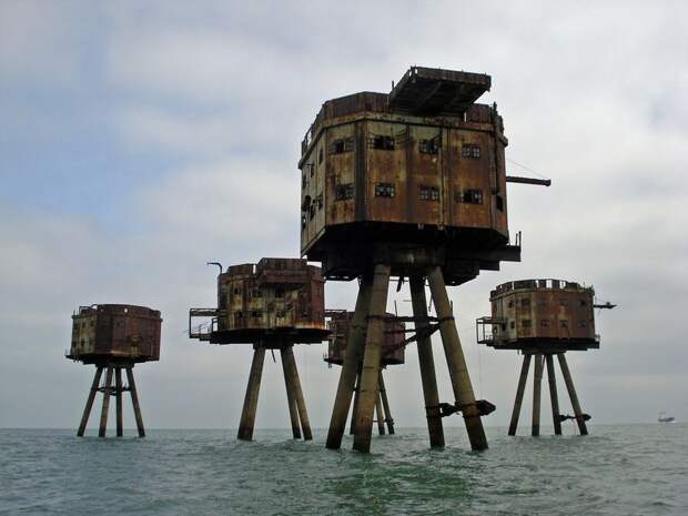 Морские форты 7107 Британские морские форты