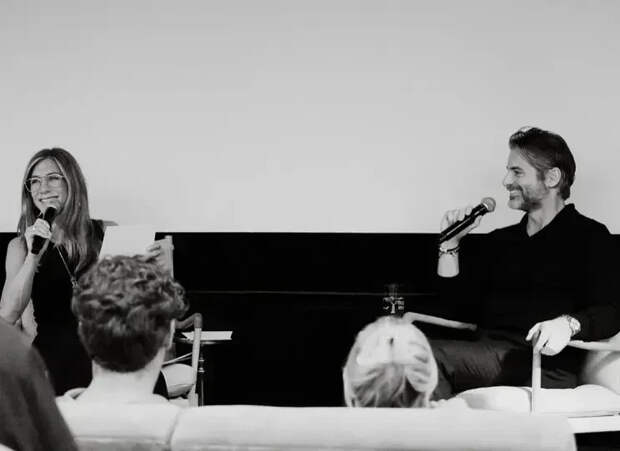 Дженнифер Энистон и Джим Кёртис