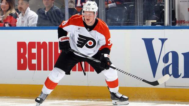 «Филадельфия» с Мичковым обыграла «Вегас»