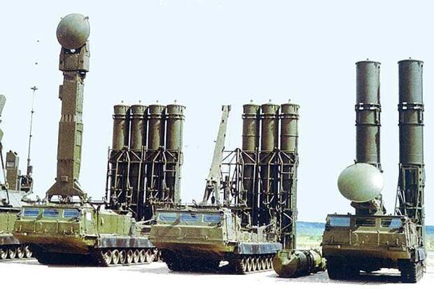 Боевые машины комплекса С-300В
