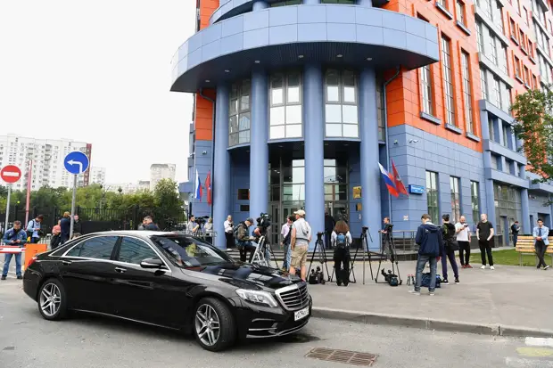 «Растрата чужого имущества в особо крупном размере»: фигуранты дела Baring Vostok получили условные сроки