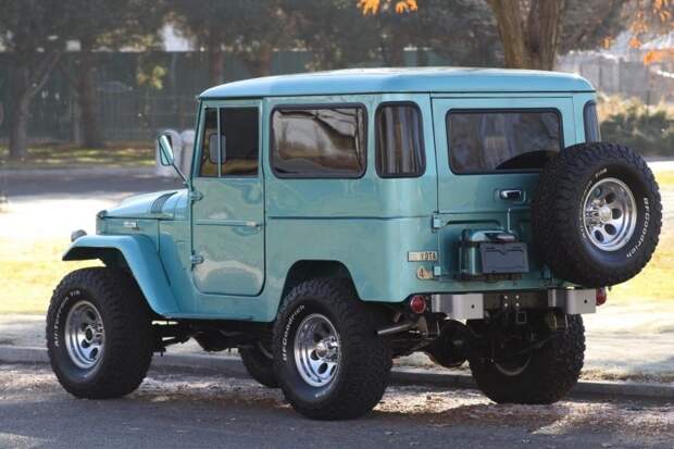 Toyota Land Cruiser FJ40 после тщательной реставрации