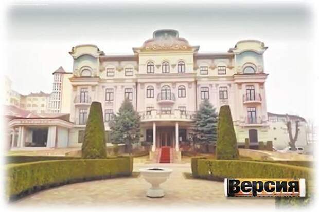 Ни себе, ни людям! Кому достаются конфискованные у казнокрадов дворцы