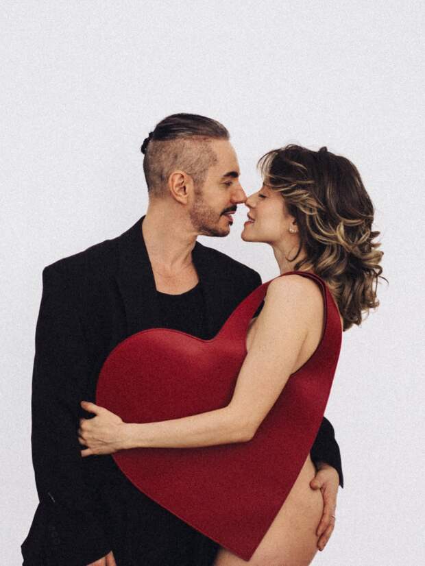 Катя Кабак и Тимур Родригез снялись в откровенной фотосессии