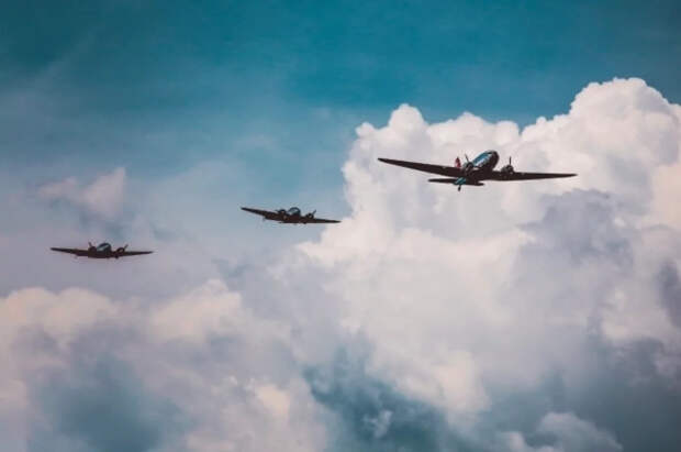 CBS: США пришлось уничтожить свои самолеты при спасении пилота в Иране