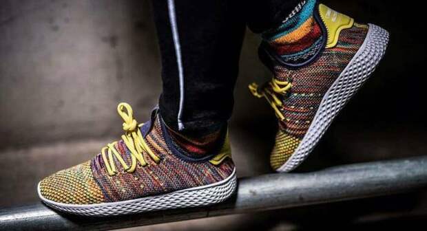 Кроссовки Pharell Williams x Adidas. \ Фото: stoneforest.ru. Кроссовки Pharell Williams x Adidas. \ Фото: stoneforest.ru.
