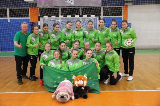 Гандболистки из Майкопа успешно выступили на всероссийских соревнованиях