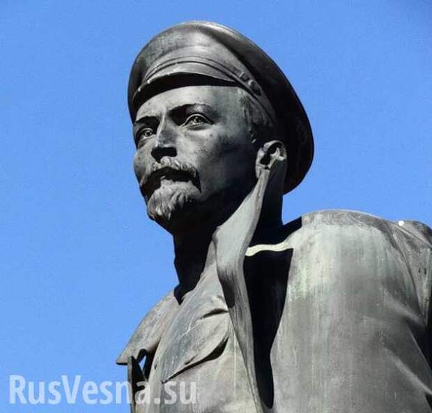 В Кирове установили памятник Дзержинскому (ФОТО) | Русская весна