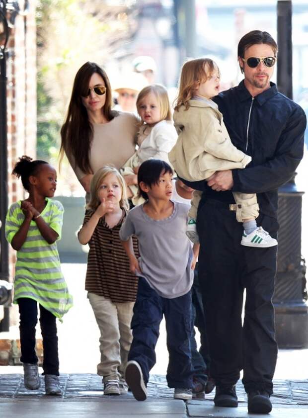 Дети Джоли и Питта фото: откровения няни звездной семьи Джоли-Питтов