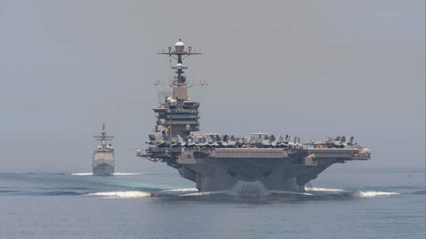 «Известия» единственные из российских СМИ показали обстановку в Ормузском проливе после начала блокады