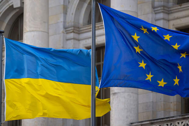 ЕС назвал следование европейскому пути условием военной помощи Украине после СВО