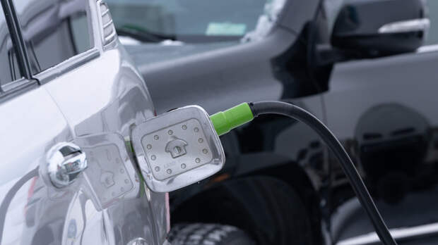 РИА Новости: больше всего бензина могут купить жители Москвы, Чукотки и Ямала