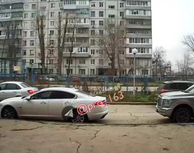 В Тольятти девушка выпала с 15 этажа и разбилась насмерть