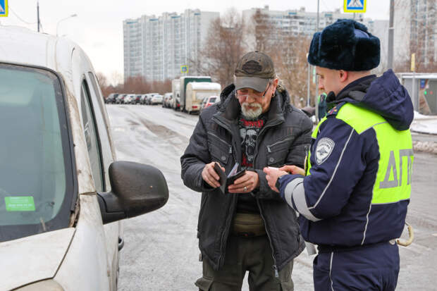 В России разгрузят города от фур и увеличат штрафы за нарушения ПДД. Что нужно знать об изменениях?