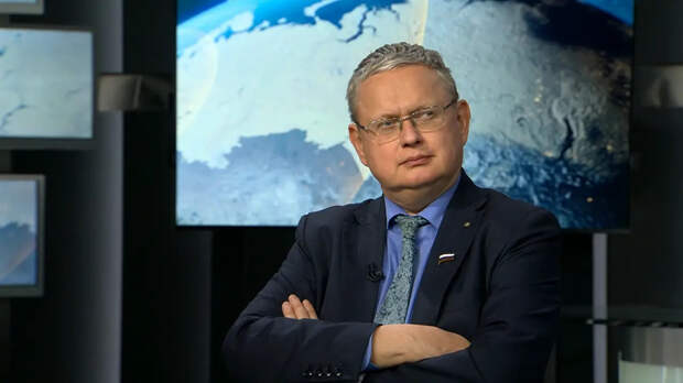 Зам Силуанова дал странный совет мужчинам России. Делягин напрягся: "Такие заявления на ровном месте не делаются"