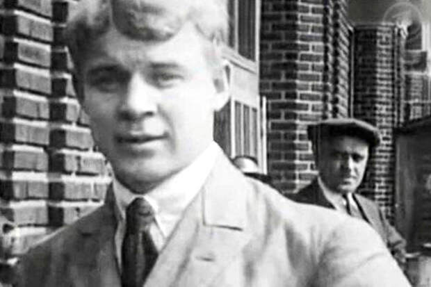 Сергей Есенин