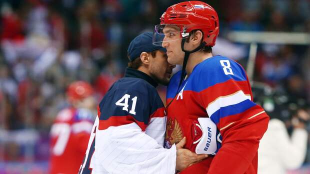 «Европа покупает у России нефть и газ, но не дает играть Овечкину. Показуха!» Америка против Олимпиады без наших