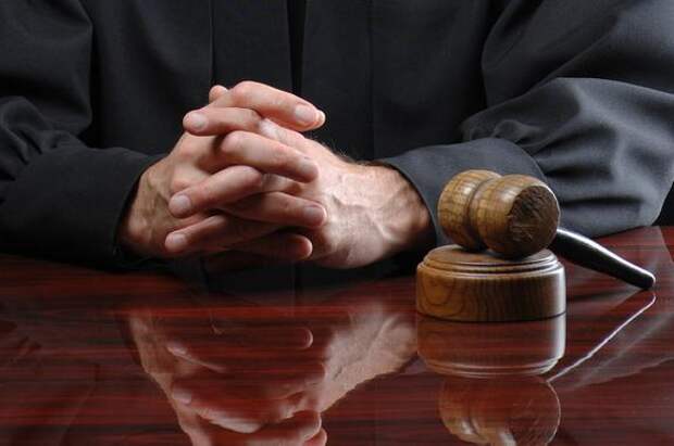 Экс-жену Бивола приговорили к 60 часам работ за разжигание ненависти