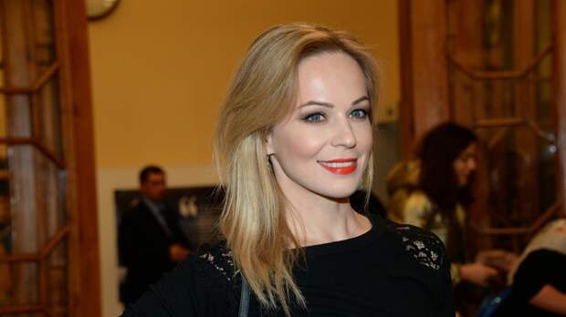 «Ты что, с ума сошла?»: звезда шоу «6 кадров» — об отношении мужа-француза к ее визитам в Россию