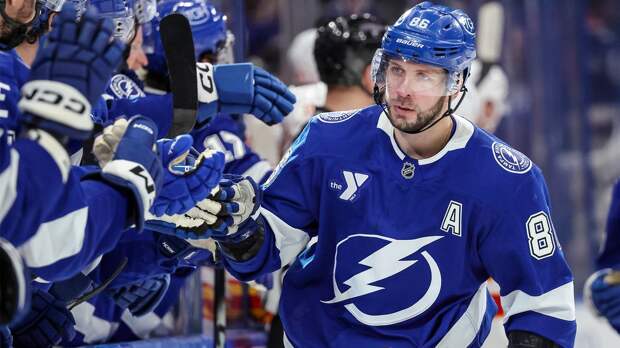 Гол и ассист Кучерова помогли «Тампе» одержать крупную победу в матче с «Филадельфией»