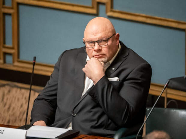 Экс-депутат парламента Финляндии получил статус беженца в России