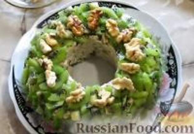 Фото к рецепту: Салат "Изумрудный браслет" Фото к рецепту: Салат "Изумрудный браслет"