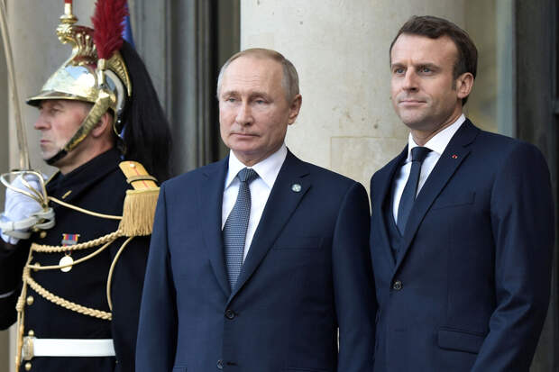 Песков: предметных наработок о контактах Путина и Макрона пока нет