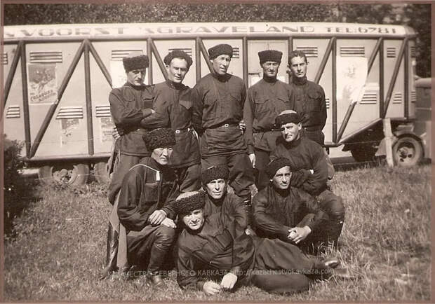 Что у большевиков возьмем, то наше! Или За что сражались казаки в Гражданскую войну