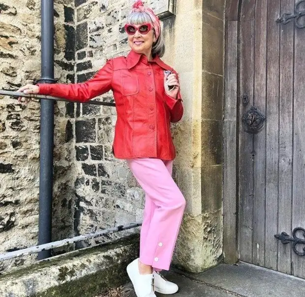 71-летняя Сюзи покорила Интернет своими позитивными нарядами — даже молодым у нее есть чему поучиться