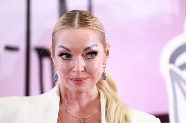 Почему Анастасия Волочкова превратилась в женщину-скандал