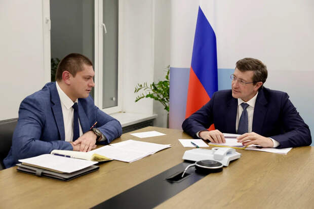 Глеб Никитин обсудил с Дмитрием Грачевым итоги стажировки «Время героев»