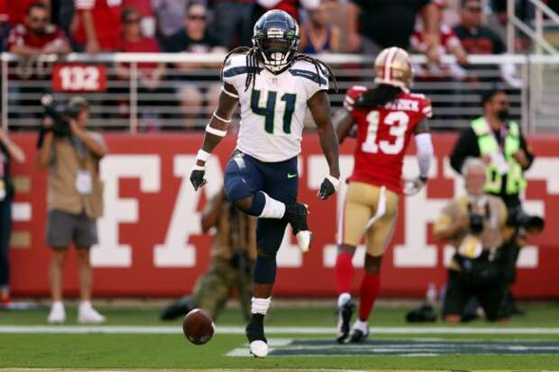 Alex Collins Seahawks Irish Jig Dance Celebration